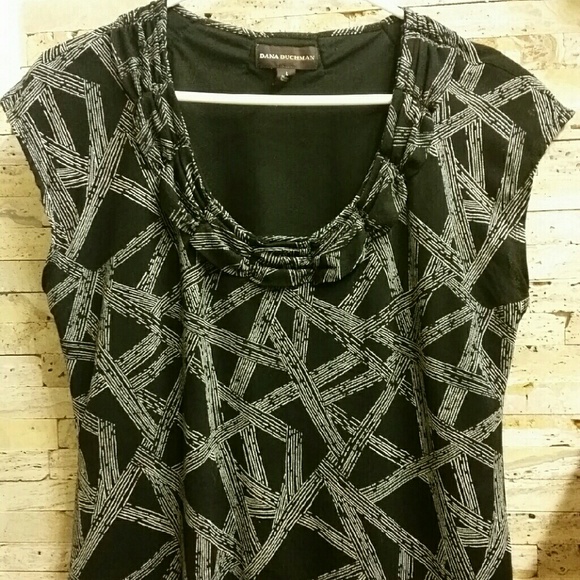 *Price Drop*  Dana Buchman Blouse