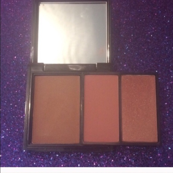 MAC 3 PC bronzer blush set - Picture 2 of 2