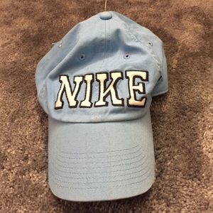 Nike hat NWT