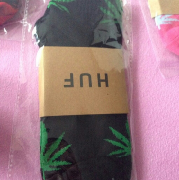 Weed socks