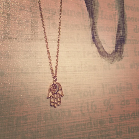 Palm necklace