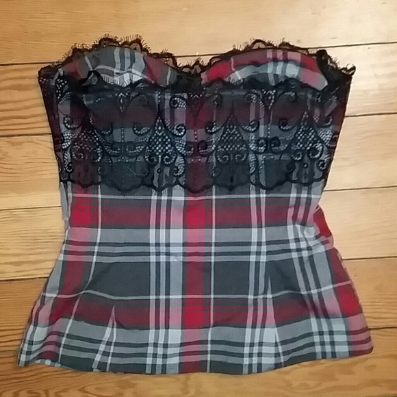 Comfortable Corset - Picture 2 of 4