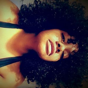Meet your Posher, Jasmine