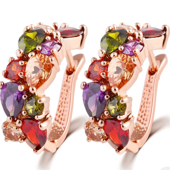 Laveliq Jewelry - Earrings