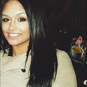 Meet your Posher, Nicole