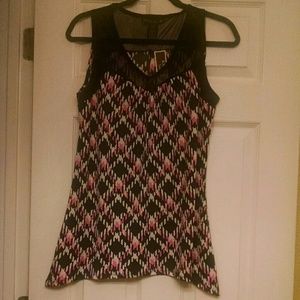 Patterned Sleeveless Top
