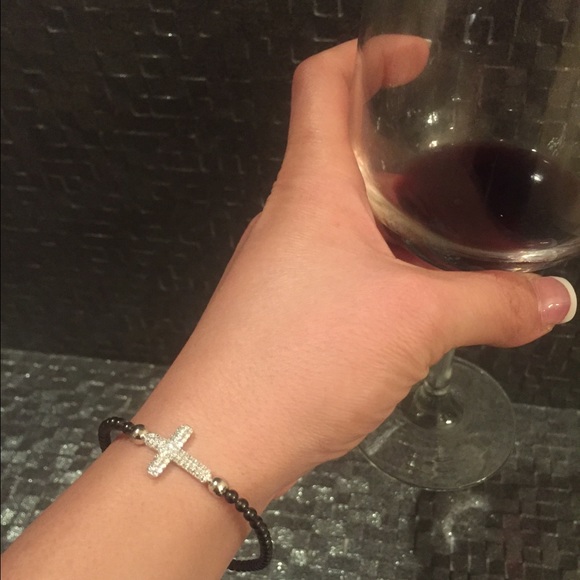 Beaded bracelet with CZ cross