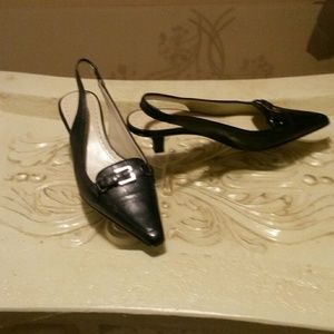 FLASH! SALE! AK Iflex Slingback heels