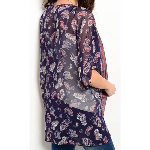 ❗️Weekend Sale❗️❗️LAST ONE❗️Beautiful Navy Kimono - Picture 2 of 4