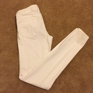 White American Eagle Jeans (stretch)