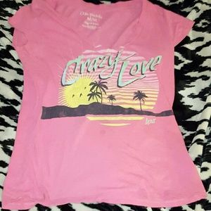 Cute short sleeve shirt has a few stains