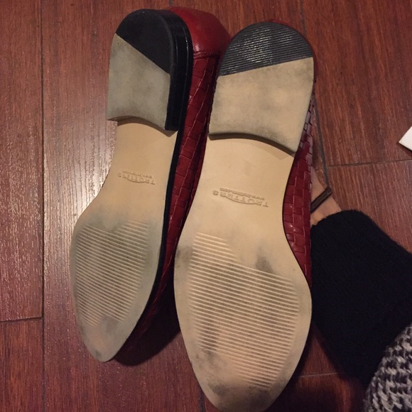 Sold!!! ***Trotters Liz weave leather flats - Picture 3 of 4