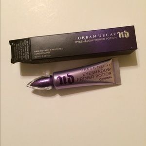 Urban decay EYESHADOW PRIMER POTION