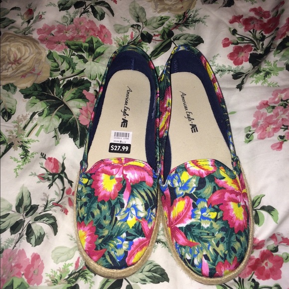 Payless floral slip on flats