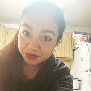 Meet your Posher, Liliana