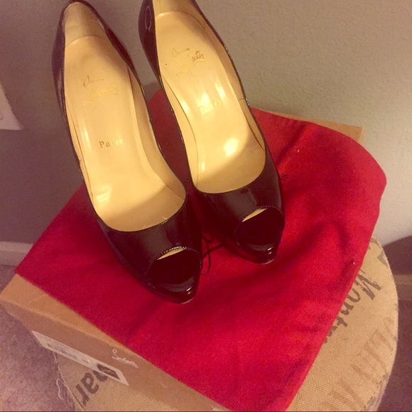 Christian Louboutin Lady Peep