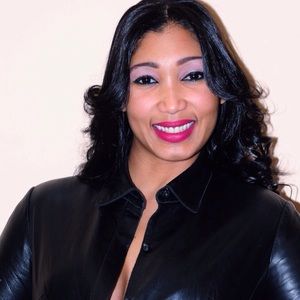 Meet your Posher, Esther