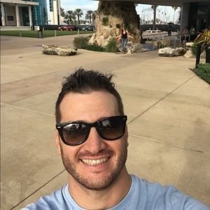 Meet your Posher, Edder