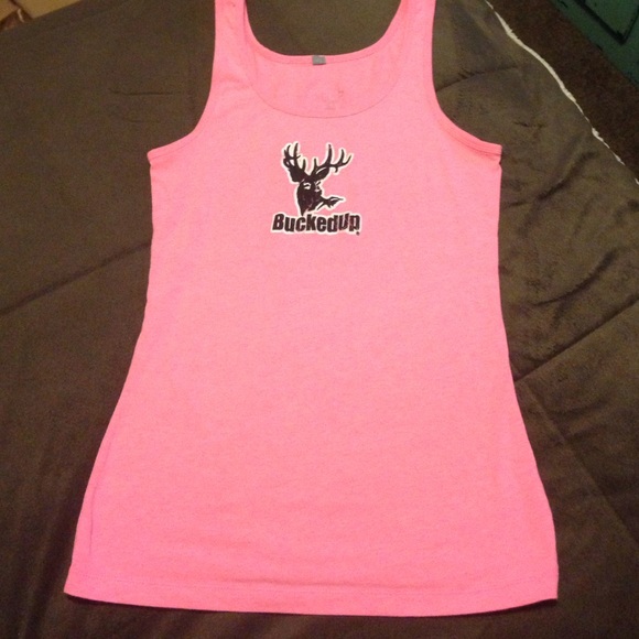 bucked up stretchy tank 💕💗