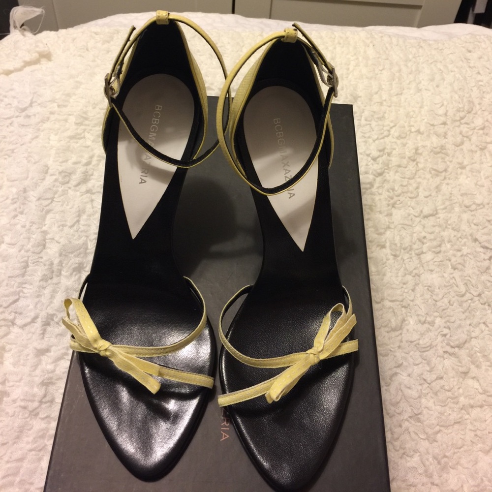 Shoes/BCBG MAX AZRIA