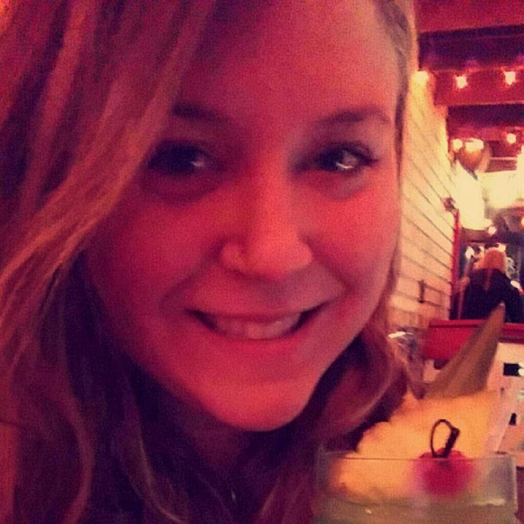 Meet your Posher, Kyla - Picture 1 of 1