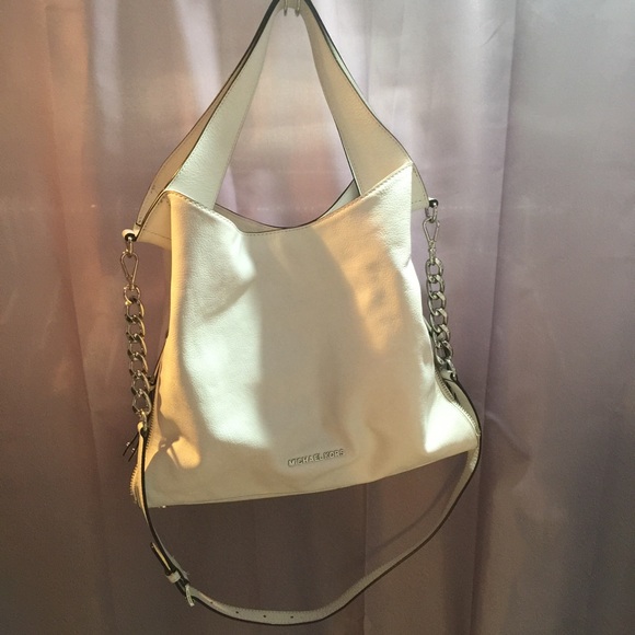 Michaels Kors white leather bag, silver hardware