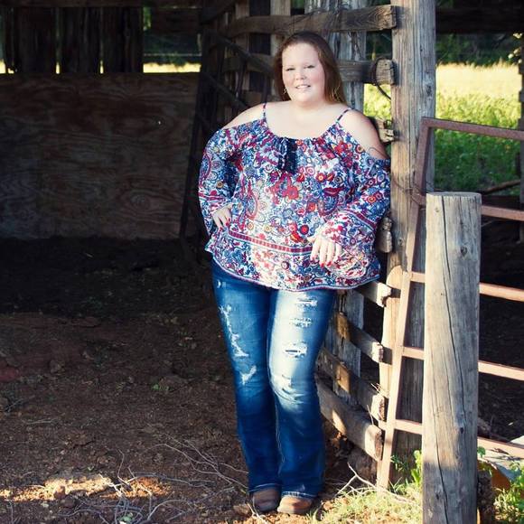 Meet your Posher, Emily - Picture 1 of 1