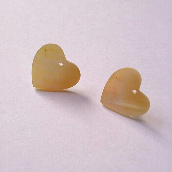 Heart shell earrings - Picture 2 of 7