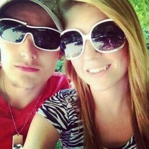 Meet your Posher, Deena