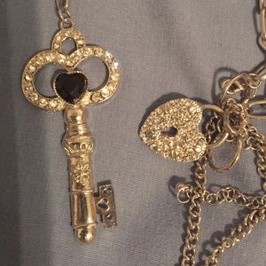 Charming Charlie heart and key necklace