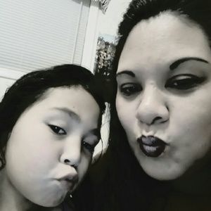 Meet your Posher, Denise