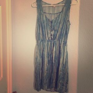 F21 sleeveless dress