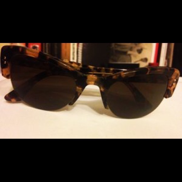 Hip Half Frame Sunglasses