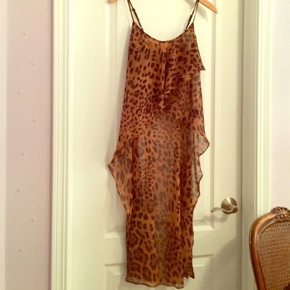 UNIF High Low Cheetah Print Top