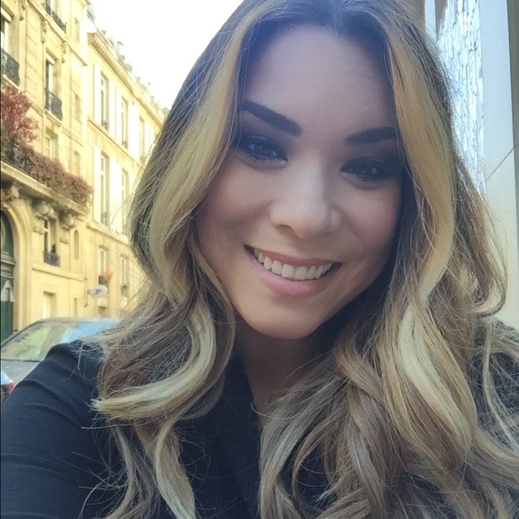 Meet your Posher, Cristina - Picture 6 of 9