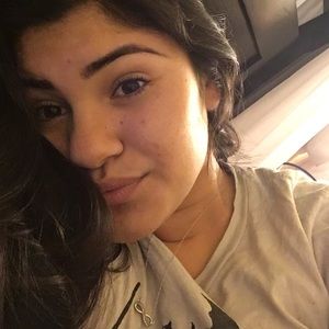 Meet your Posher, Desiere