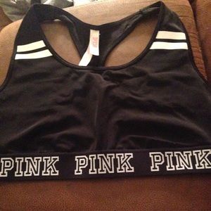 VS Pink Sportbras (2)