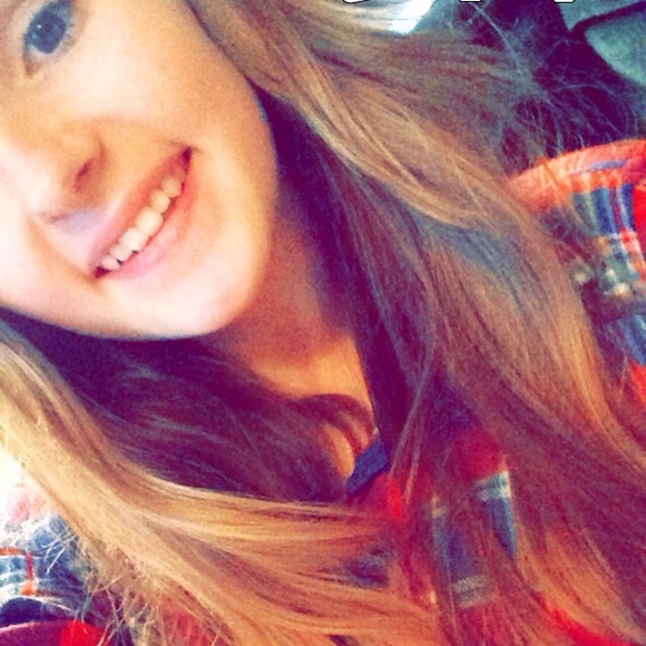 Meet your Posher, Kyleigh - Picture 1 of 1
