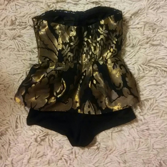 Short set - Picture 2 of 4