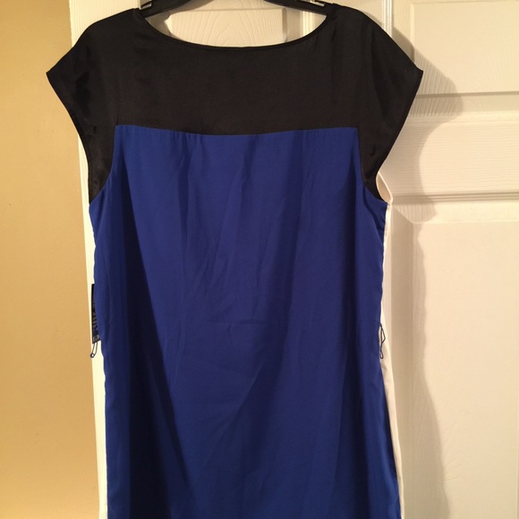 Color block express dress - Picture 3 of 4