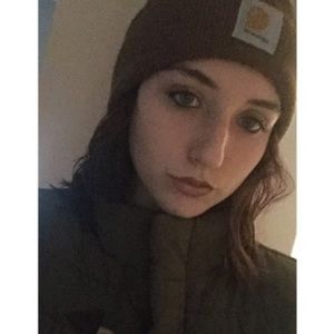 Meet your Posher, Hailey