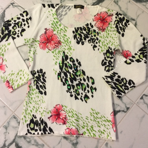Touch of cheetah & hibiscus sweater. Petite small - Picture 1 of 3