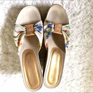 Donald J Pliner sandals