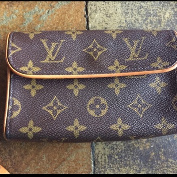 SOLD! Louis Vuitton Mini Pochette Florentine