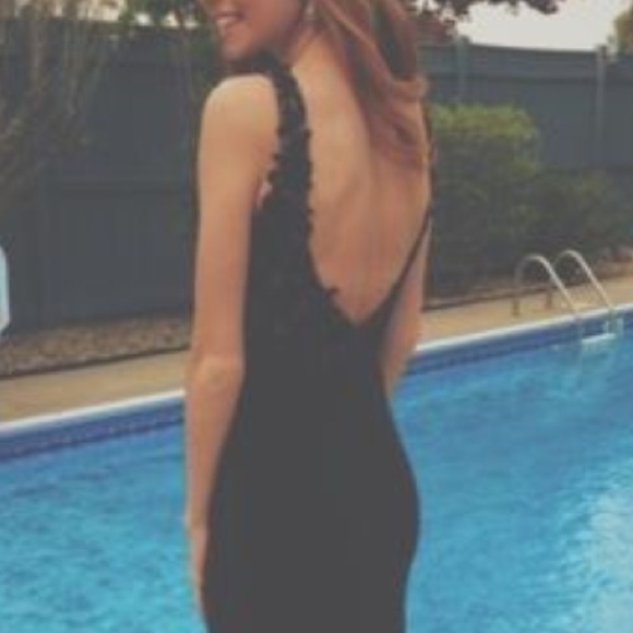 La Femme Dresses & Skirts - WILL ACCEPT ALL REASONABLE OFFERS