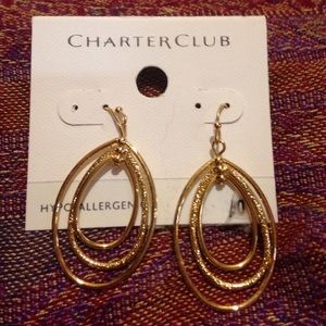 Gold dangle earrings