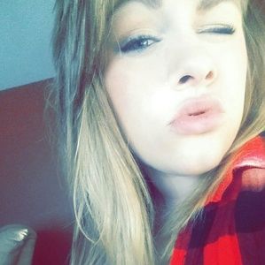 Meet your Posher, Hope