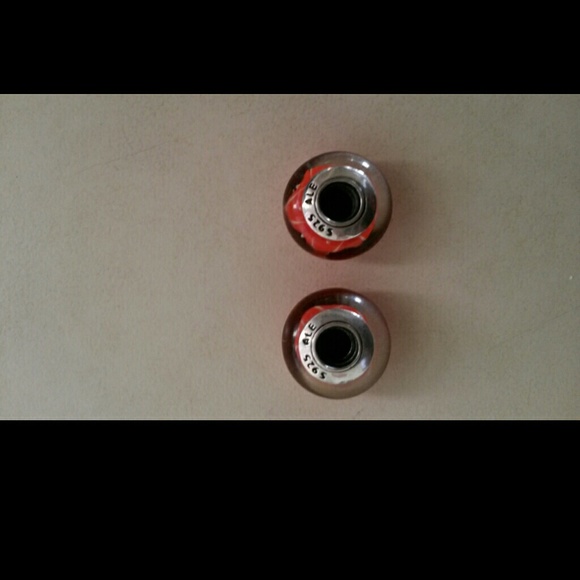 Set of 2 Authentic Pandora Coral red Murano charms - Picture 2 of 3