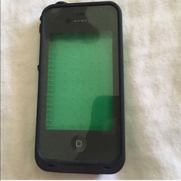 iPhone 4 lifeproof case