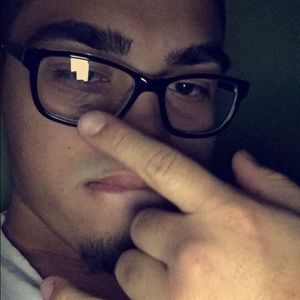 Meet your Posher, Hernan